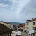 U ovom crnogorskom gradu od danas je zabranjeno šetati u kupaćem kostimu: Zabrana i za kampovanje u popularnom parku
