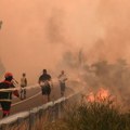 Strašni prizori iz srca požara na Braču, vatrogasci objavili snimak: "Ajde, spuštajte se na put"