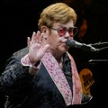 Elton Džon hitno prevezen u bolnicu: Legendarni pevač pao u svojoj vili, evo kakve su povrede u pitanju (foto)