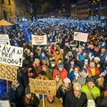 Protest hiljada Slovaka širom zemlje protiv zatvaranja specijalnog tužilaštva