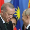 Kremlj: Putin i Erdogan razgovarali telefonom o bilateralnim odnosima