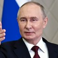 Putin: Povećanje ponude robe i usluga na tržištu najbolji je odgovor na inflaciju