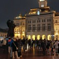 Protest srednjoškolaca u Novom Sadu: Okupili se na Trgu slobode, skup završen bez incidenata (foto, video)