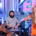 Kačavenda nasrnula na Gastoza Krenula da ga poliva, voditeljka skočila da zaustavi incident!