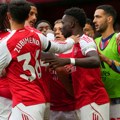 Arsenal izbio na prvo mesto Premijer lige: Đokereš "spava", ali Saka odrađuje posao, slavio i Junajted