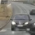 Opet vožnja u kontrasmeru: Sve je još gore jer kiša otežava vidljivost! Evo koliko je ovo ukupno prekršaja (video)
