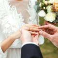 Čovek je dao veštačkoj inteligenciji 50.000 dolara i 6 meseci da mu nađe ženu za brak