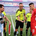 Imao je Mesi šta da kaže portugalskom arbitru: „Nemojte da me ne poštujete!“