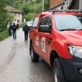 Telo muškarca pronađeno u čatrnji: Morali da ga izvlače vatrogasci