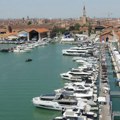 Venecija će početi da naplaćuje turistima ulaznicu od pet evra od naredne godine