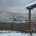Sneg pada i u Srbiji: Evo gde se zabelelo, putari spremni za novu sezonu