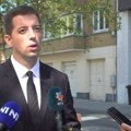 Đurić: Pretnje ambasadama pokušaj promene kursa spoljne politike Srbije