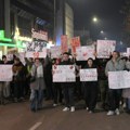 „Odbrojavamo poslednje dane”: Studentski novogodišnji protest u Nišu (FOTO)