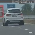 Zbog ovoga se strada! Mladić (23) divljao BMW-om kod Valjeva: Vozio preko 200 na sat, a ograničenje 80! Zabeležen jeziv snimak…