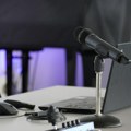 Skoro 40 odsto novih podkast emisija generiše veštačka inteligencija
