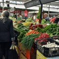 Sezona je ajvara, a paprika u Novom Sadu najskuplja. Ovo su najnovije cene na pijacama u Srbiji! Šaran pojeftinio čak 145…