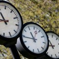 Počinje zimsko računanje vremena: Kada se pomera sat?