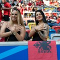 Provokatori! Albanski navijači izbrisali ime i zastavu Srbije, a umesto toga ostavili sramne simbole i poruke!