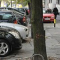 Ako parkirate na uzbrdici, ne ostavljajte auto ovako: Vozač dobio "debelu" kaznu, građani besni