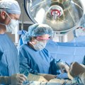 Trenutak kad su vadili doktori vadili organe dvoje dece rasplakao celu salu: "i mi smo ljudi"