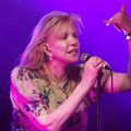 Poznata muzičarka šokirala javnost: Lekari rekli da joj nema spasa: "Skoro sam umrla. Izgubila sam svu kosu, imala sam oko 45…