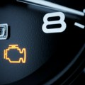 Zašto se pali check engine lampica