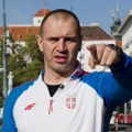 Studenti u blokadi: Kapiten boksera Srbije među policijom, učestvovao u hapšenju studenata u Beogradu