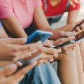 Odluka je pala: Uvedeno ograničenje od dva sata dnevno za korišćenje mobilnih telefona