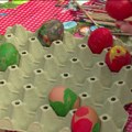 Комшијско фарбање јаја и васкршњи хуманитарни базар на Детелинари