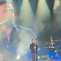 Nikos Vertis digao na noge beogradsku publiku: Otpočeo koncert na River festu, žene pale na šarm slavnog Grka