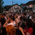 Ispred zatvora na Klisi protest podrške aktivistima pritvorenim zbog navodnog pripremanja nasilne smene vlasti