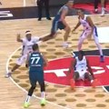 Klizavo? Luka Dončić oborio na zadnjicu igrača Francuske driblingom, da li je ovo najlepši potez Eurobasketa?