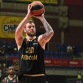 Crvena zvezda potvrdila: Donatas Motiejunas gasi požar na Malom Kalemegdanu