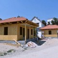 Od ideje do krova nad glavom za osam meseci: Četvorica braće iz hraniteljskih porodica useljena u novu kuću