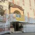 POČELI RADOVI NA MITROVAČKOJ GIMNAZIJI: Rekonstrukcija krova i fasade vredna 21 milion dinara