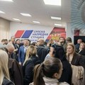 Izvor JUGpress-a: Naprednjaci još uvek u šoku zbog poraza