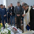 Delegacija Ministarstva odbrane prisustvovala liturgiji i celivanju moštiju