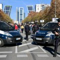 Haos u Madridu: Policija evakuisala zgradu zbog pretnje bombom, ulice blokirane