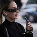 Zdravlje: Francuska bi da zakonom zabrani jednokratne elektronske cigarete