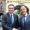 Rutte u razgovoru s Bećirovićem ponovio posvećenost NATO-a očuvanju sigurnosti BiH