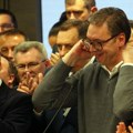 „Narod se probudio, oslobodio se straha“, kaže Vučić i dodaje da bi Đilasu i Tadiću čestitao pobedu na izborima