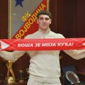 Voša misli na budućnost, trogodišnji ugovor za mladog napadača