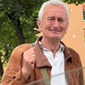 "Bio mi je kao dete!" Vasilije (75) posle 34 godine vožnje prodao svoj automobil: Sada čitav internet gleda njegovu reakciju i…