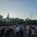 VIDEO: Sa tribine ispred Jovine poručeno mladima da "masovno izađu na izbore"