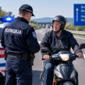 MUP: Vozio moped na auto-putu u suprotnom smeru