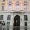 Maloletni Srbin uhapšen u Austriji Bežeći od policije skočio sa 7 metara, slomio nekoliko kostiju
