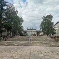 SSP poziva kragujevačku vlast da popravi stepenište ispred Rektorata