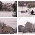 Snežni novembar u Srbiji: Sjenica jutros osvanula pod belim pokrivačem