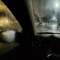 Novosađanin zaustavio automobil u gluvo doba noći na sred ulice, zbog onoga što je usledio, cela Srbija mu aplaudira: "Bila…