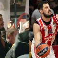 Koji zvezdaš pumpa? Nikola Kalinić na ulici uz studente